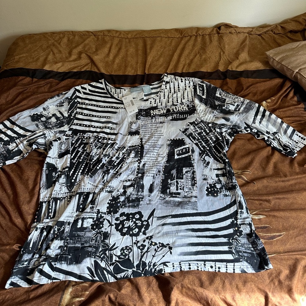 Black and white shirt with UNIQUE DESIGN & SEQUINS